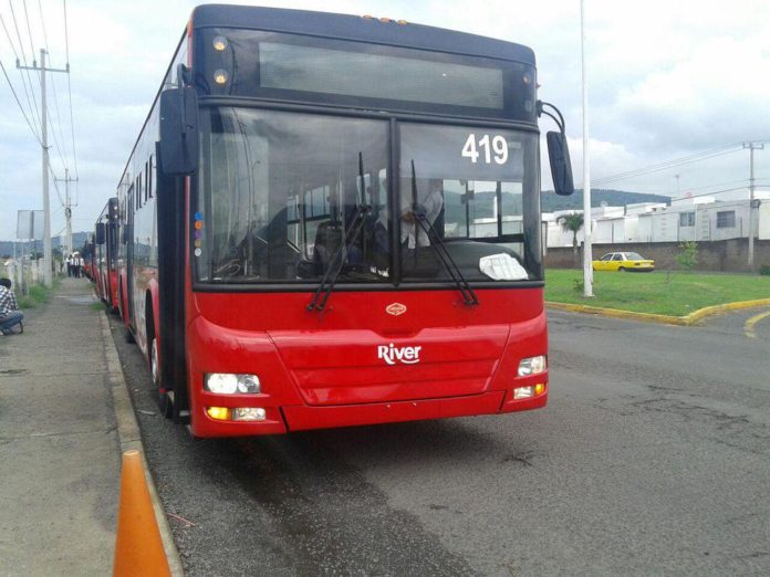 River-Tlajomulco-Tráfico-ZMG-696x522